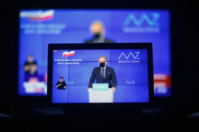 Niedzielski o kontroli na WUM: Zaszczepieni poza kolejnością zarejestrowani jako personel. Minimalna kara to 250 tys. zł