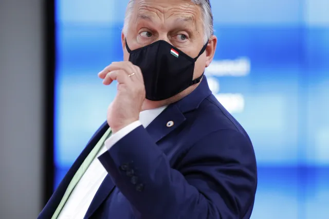 Orban vs. KE. Będzie referendum nad ustawą anty-LGBT