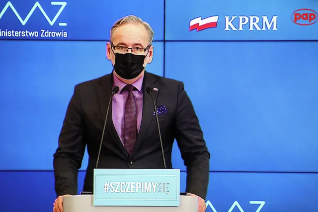 Jest decyzja w sprawie przedłużenia obostrzeń. Co ogłosił Adam Niedzielski?