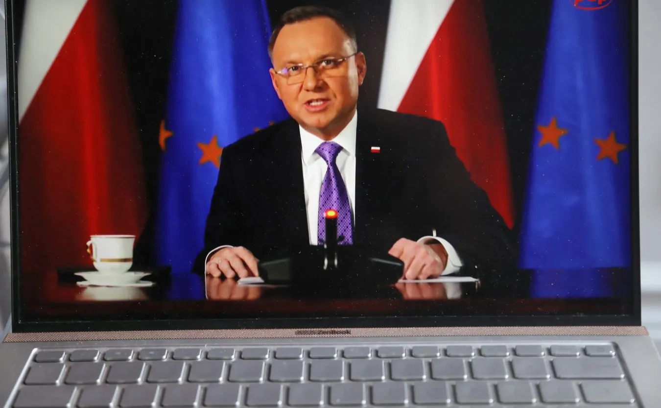 Prezydent Duda i jego żona zaszczepią się w poniedziałek