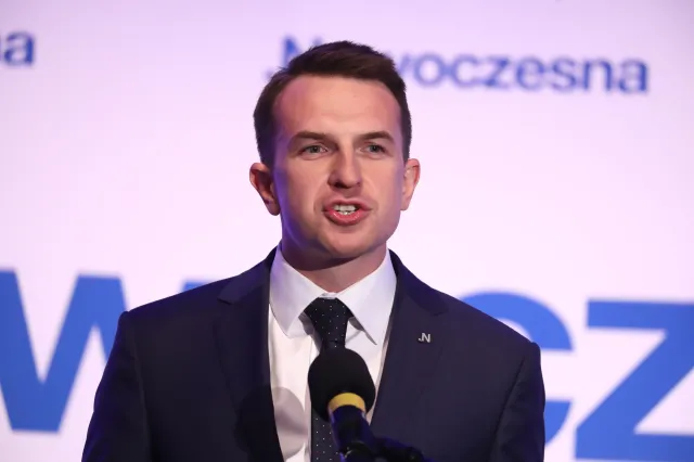 Adam Szłapka składa zawiadomienie do prokuratury w związku z mailami Dworczyka