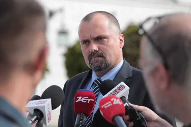 Kumoch: Trwają rozmowy z sojusznikami z NATO w sprawie art. 4. To jest pewna opcja