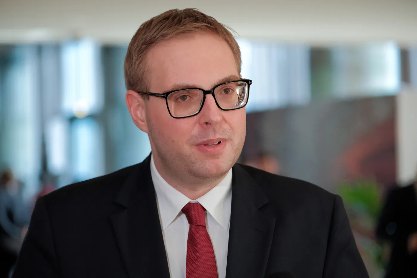Sarnowski w Dubaju: Chcemy konkurować nie tylko ulgami i niskim opodatkowaniem