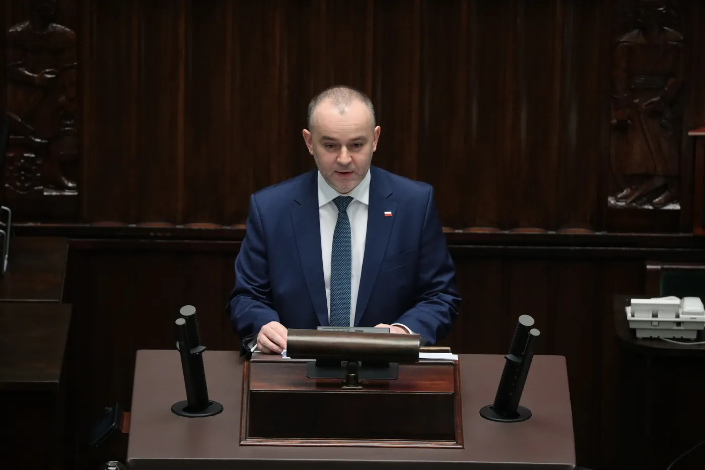 Mucha o sędziach pokoju: Zachowanie prerogatyw prezydenta jest kluczowe [WYWIAD]