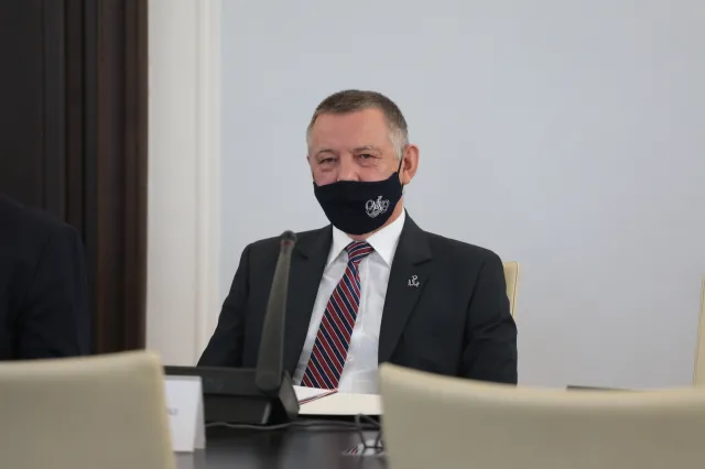 Witek zażądała wyjaśnień od Banasia. Chodzi o delegację do Mińska