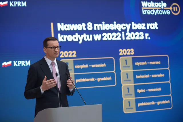 Morawiecki: "Nie żałujmy dużych banków". Z wakacji kredytowych skorzystało już ponad 500 tys. rodzin