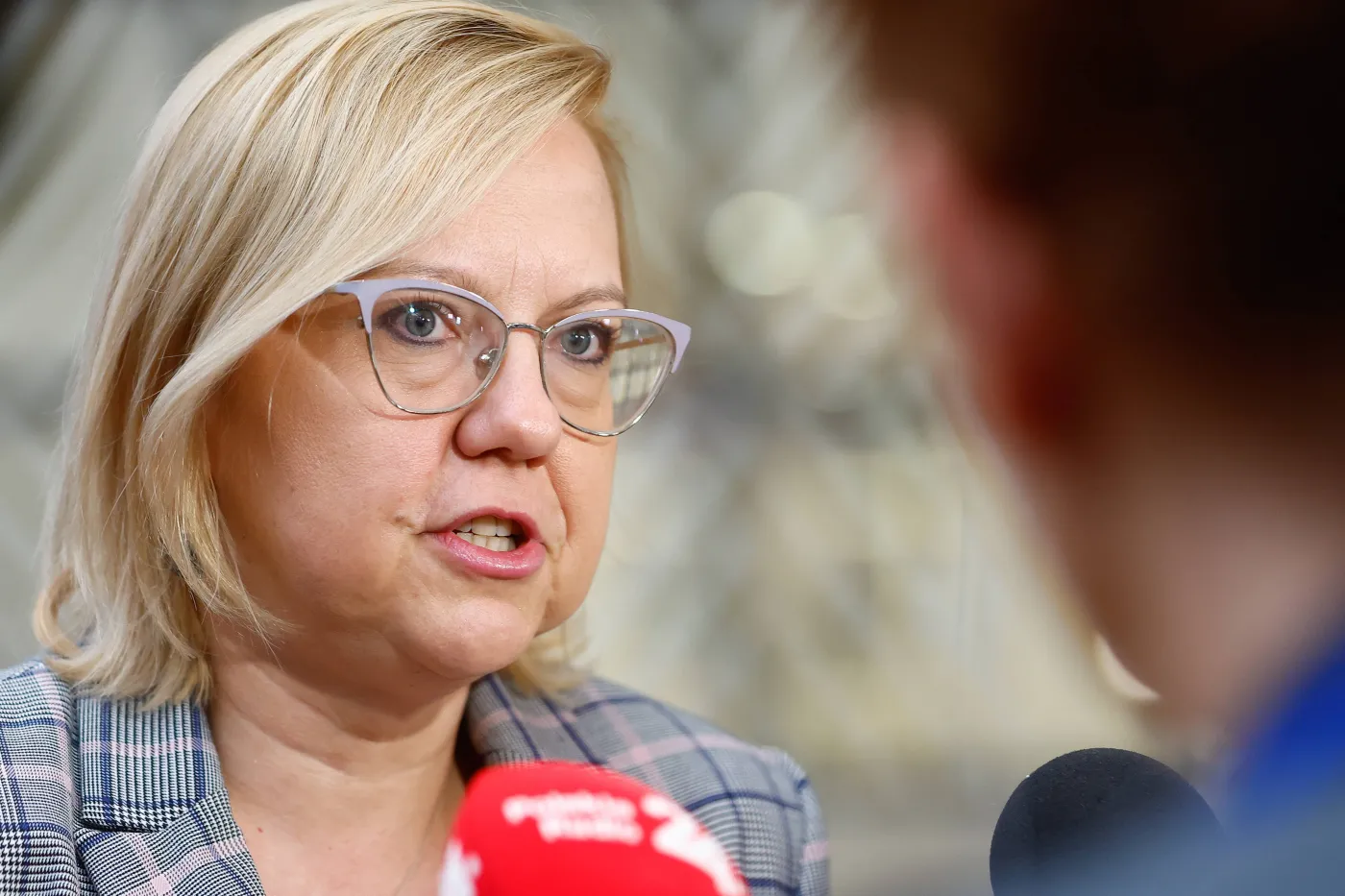 Będzie wsparcie dla odbiorców pelletu, oleju opałowego, drewna i LPG. URE ma blokować podwyżki cen ciepła