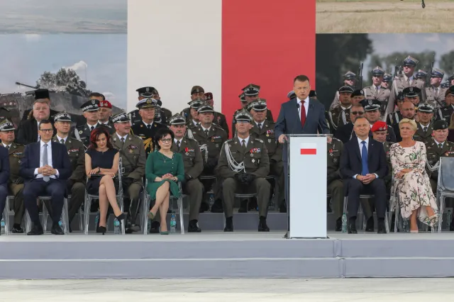 Szef MON: Naszym zadaniem jest zatrzymać rozprzestrzenianie się zła imperialnej Rosji