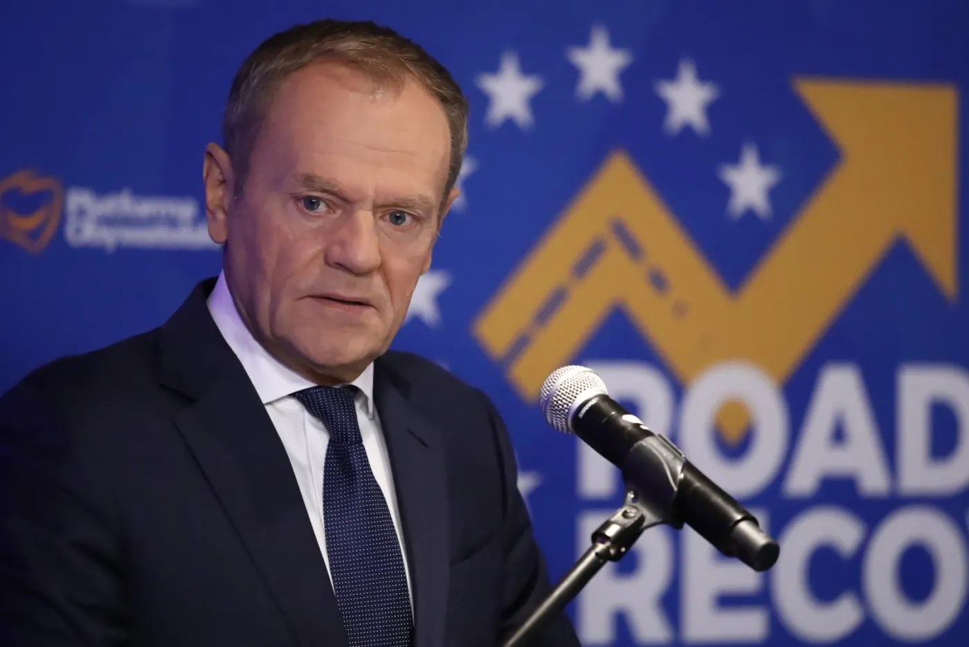 Tusk: Ostatnie wypowiedzi Komorowskiego nie prezentują poglądów PO