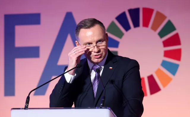 Źródło PAP: Prezydent Duda przekazał prezydentowi Iranu "bardzo jasne stanowisko" na temat doniesień o sprzedaży dronów Rosji