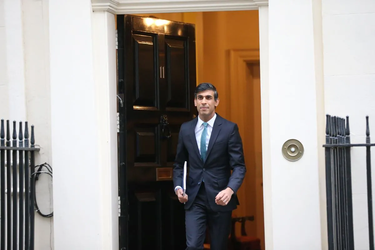 Rishi Sunak ma poparcie niezbędne do ubiegania się o fotel premiera Wielkiej Brytanii. Nie ogłosił jeszcze startu