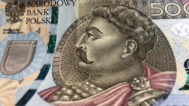 Komisja nie zgłosiła poprawek do noweli dotyczącej obsługi programu "Rodzina 500 plus"