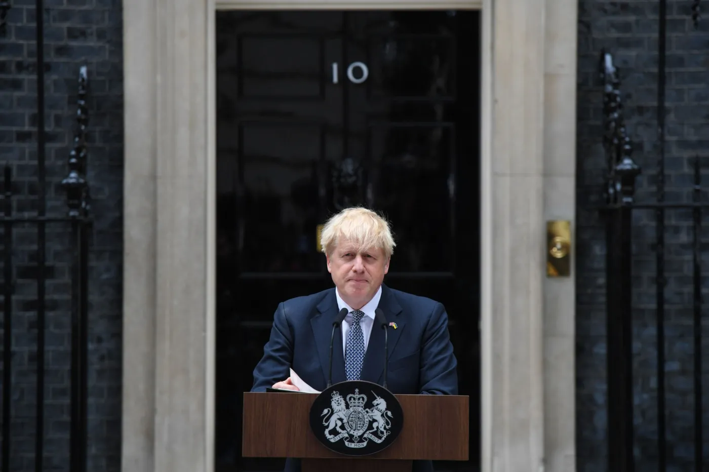 Byli brytyjscy premierzy Johnson i Truss wezwali do przekazania Ukrainie myśliwców