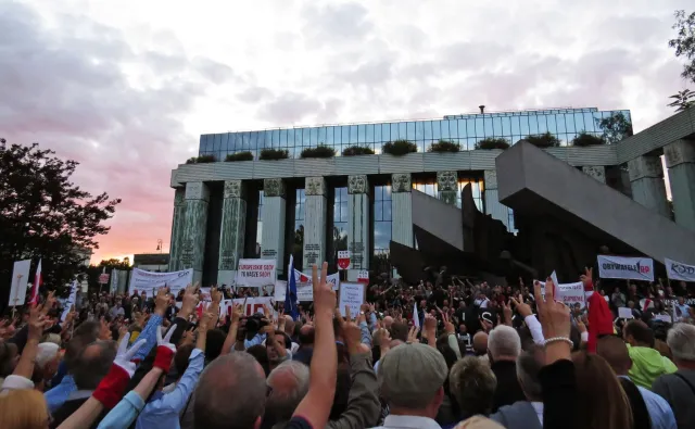 Czy rząd wykona orzeczenie TSUE? "To wstępny etap"