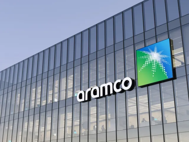 Bój o rolę komitetu w paliwowej transakcji. Ryzykujemy gigantyczne odszkodowania na rzecz Saudi Aramco