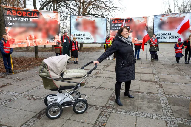 Kaja Godek składa projekt zaostrzający prawo aborcyjne. Co zrobi PiS? Jest deklaracja rzecznika