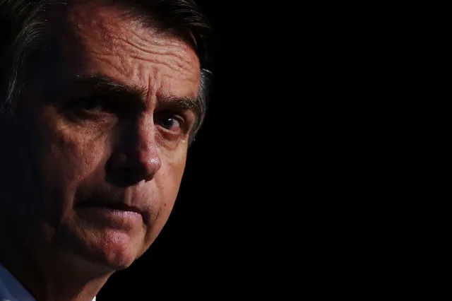 Jair Bolsonaro opuścił Brazylię. Udał się do USA