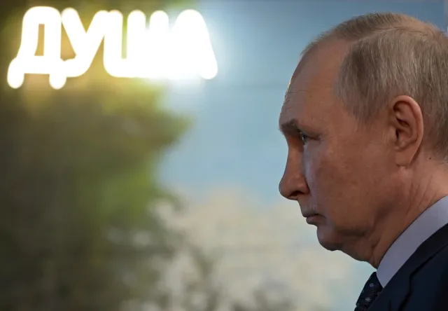 Siergiej Gurijew: Im więcej pieniędzy ma Putin, tym dłuższa i okrutniejsza będzie wojna [WYWIAD]