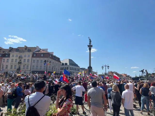 Marsz 4 czerwca. Zobacz te tłumy w Warszawie [GALERIA]