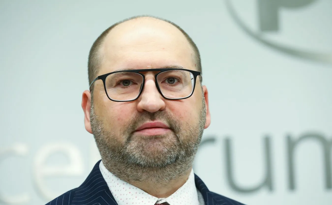 Joński i Szczerba (KO): W NCBiR powstał "układ Bielana"