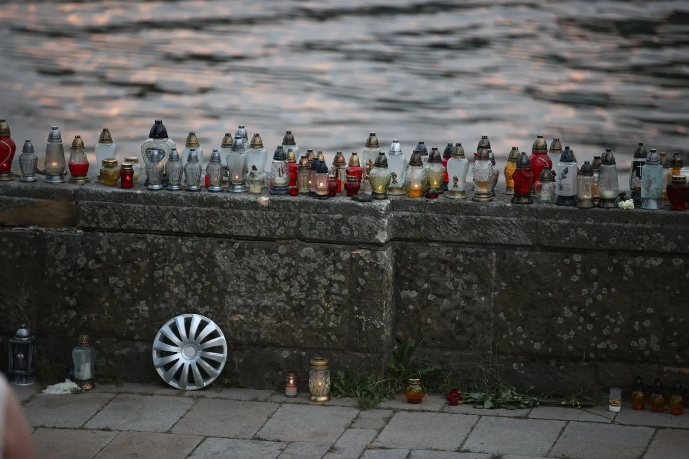 Brawura za kierownicą kończy się tragedią. Jak skutecznie walczyć z piratami drogowymi?
