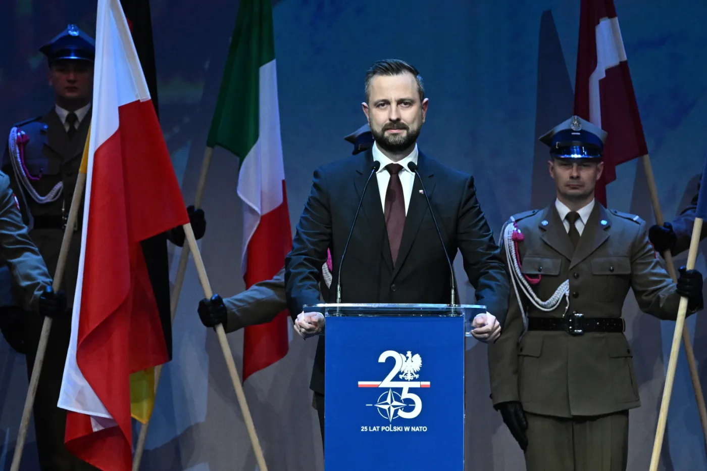Szef MON: 26 marca Polska i Niemcy aktywują koalicję zdolności opancerzonych na rzecz wsparcia Ukrainy