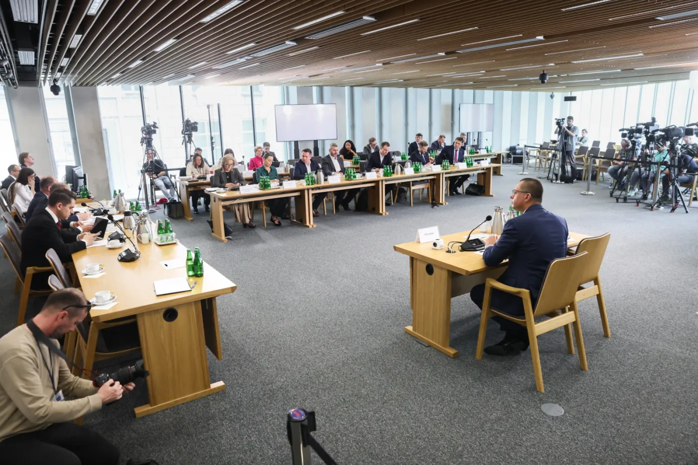 Afera wizowa. Byli szefowie Agencji Wywiadu przed komisją śledczą