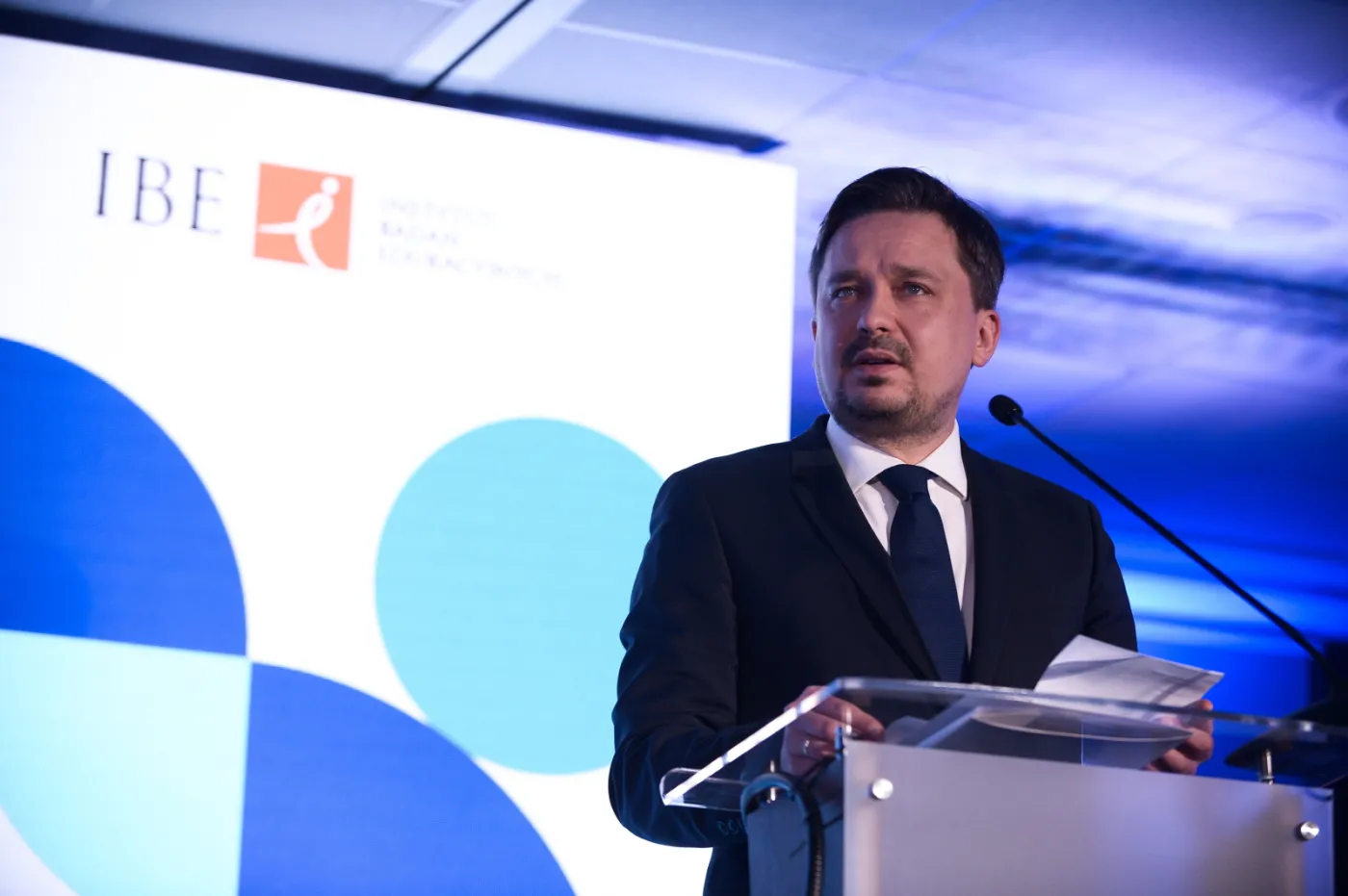 RPO: Brak prawa zażalenia na kontrolę rozmów telefonicznych jest niezgodne z konstytucją