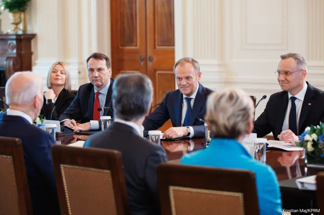 Sikorski o odwołaniu ambasadorów: Jestem w dialogu z prezydentem, będziemy to robić w sposób cywilizowany