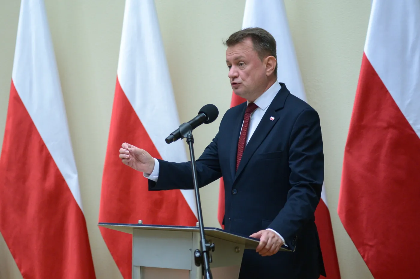 SKW zawiadamia prokuraturę. Chodzi o odtajnienie dokumentów przez Błaszczaka