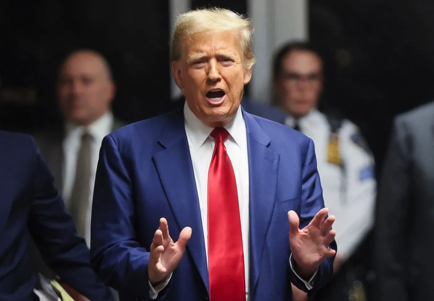 Trump wpłacił miliony dolarów kaucji. Chce ocalić swój majątek przed prokuratorskim zajęciem
