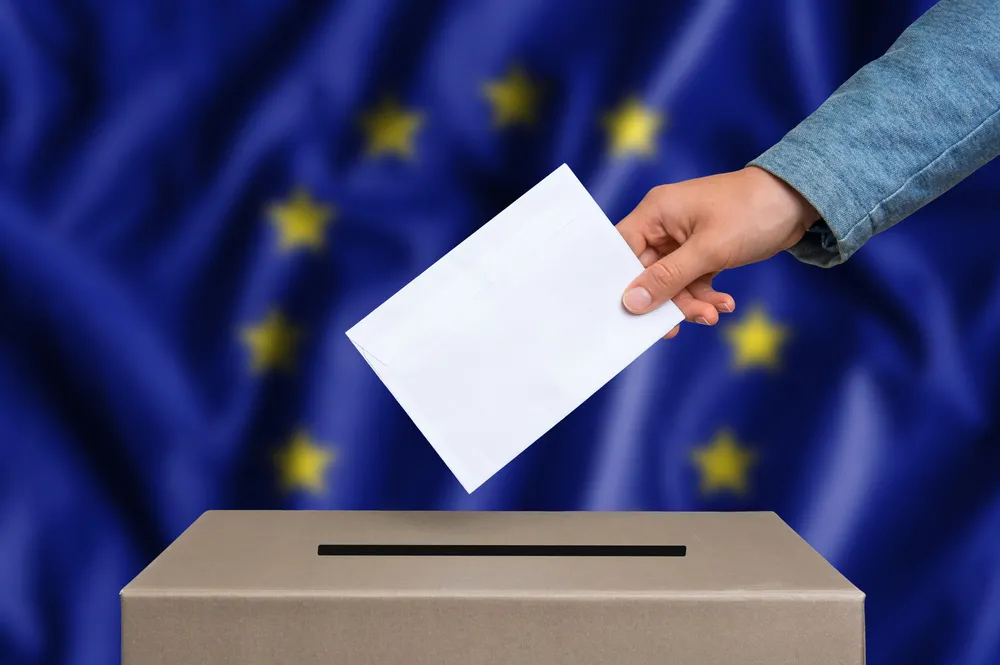 Wybory do Parlamentu Europejskiego 2024. Jak Polacy mogą głosować za granicą?