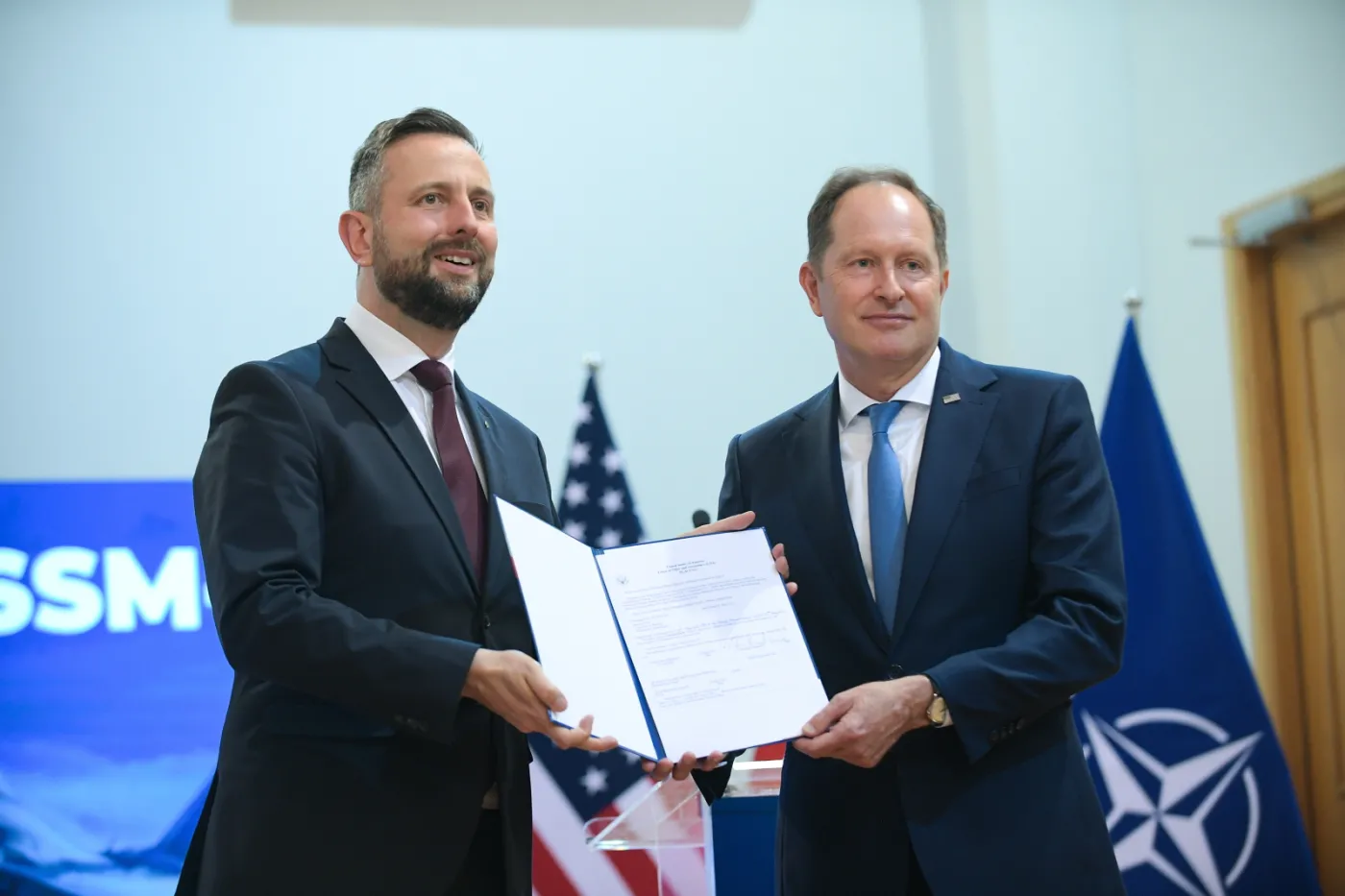 Kosiniak-Kamysz podpisał umowę z USA na miliony dolarów. Chodzi o zakup JASSM-ER