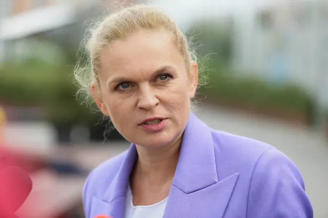 Co z lekcjami religii w szkołach? Czy katecheci stracą pracę? Nowacka odpowiada