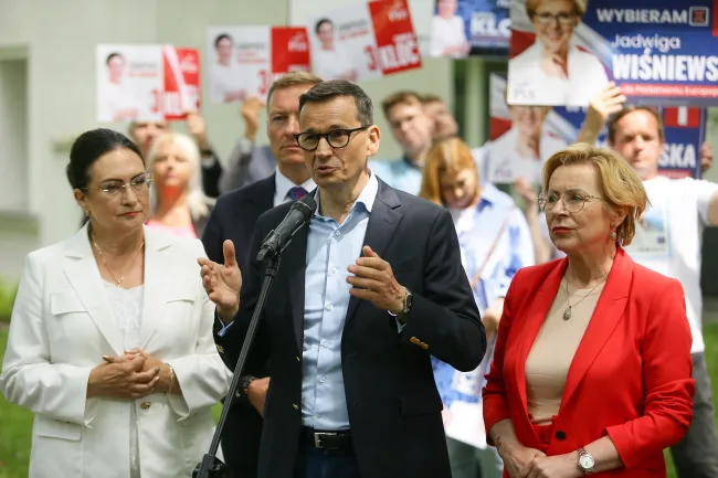 Tak PiS chce przejąć stery Europy. „To jest bardzo niebezpieczne”