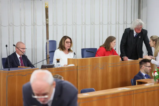 Ustawa o ochronie sygnalistów. Dziemianowicz-Bąk: Chcemy ratować życie. Senat zgłosił poprawki