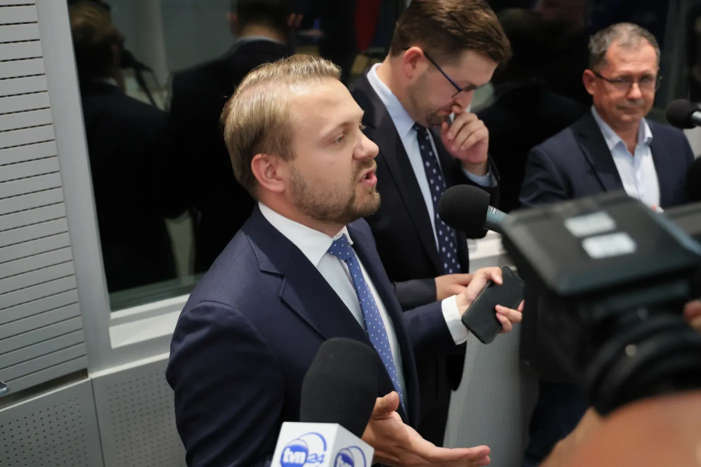 Posłowie PiS z kontrolą poselską w MS i MON. Zadają pytania Bodnarowi