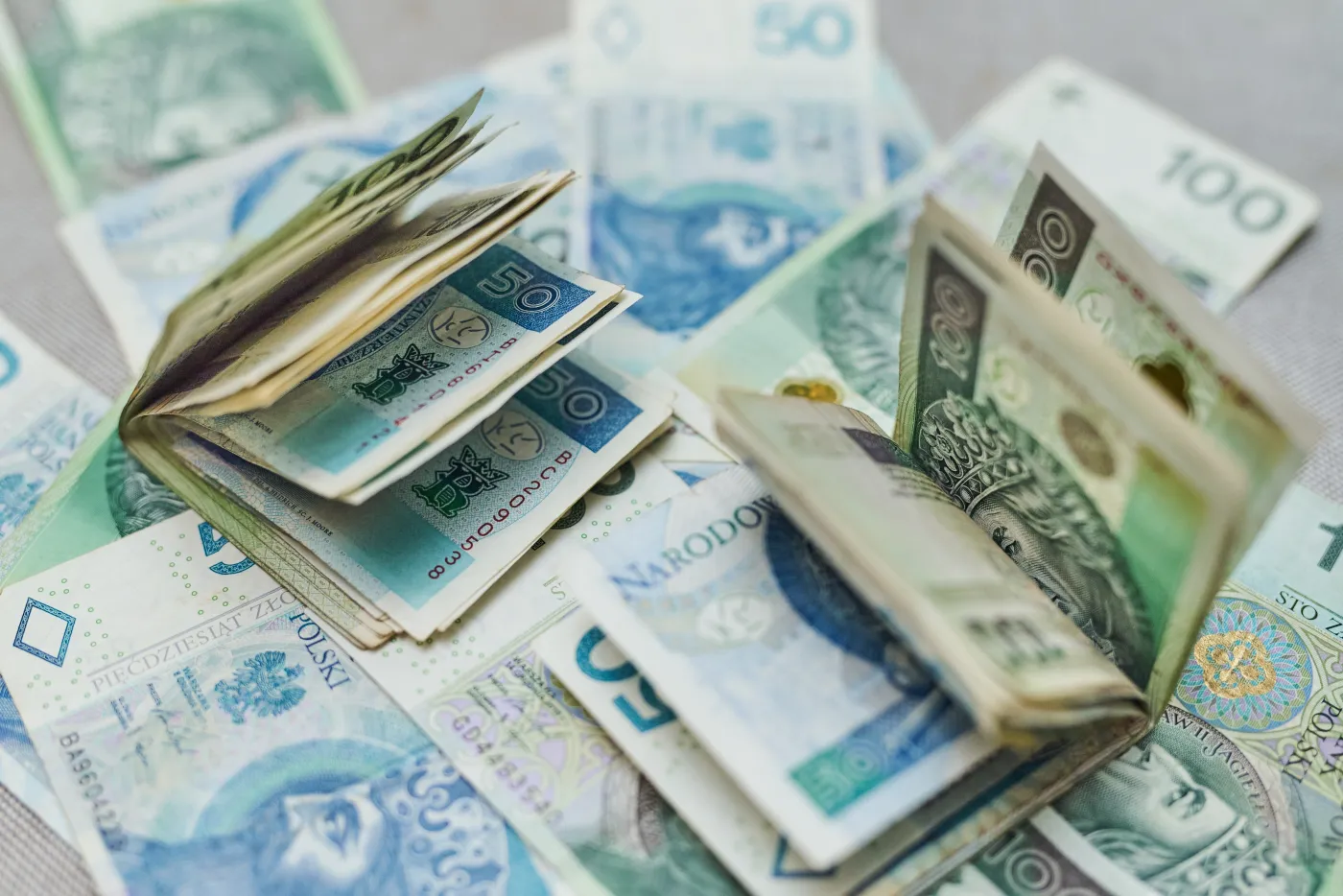 Serafin nie załatwi deszczu pieniędzy [OPINIA]