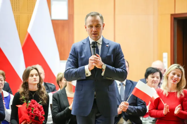 Nawrocki: Jak zostanę prezydentem, jednostronnie wypowiem pakt migracyjny