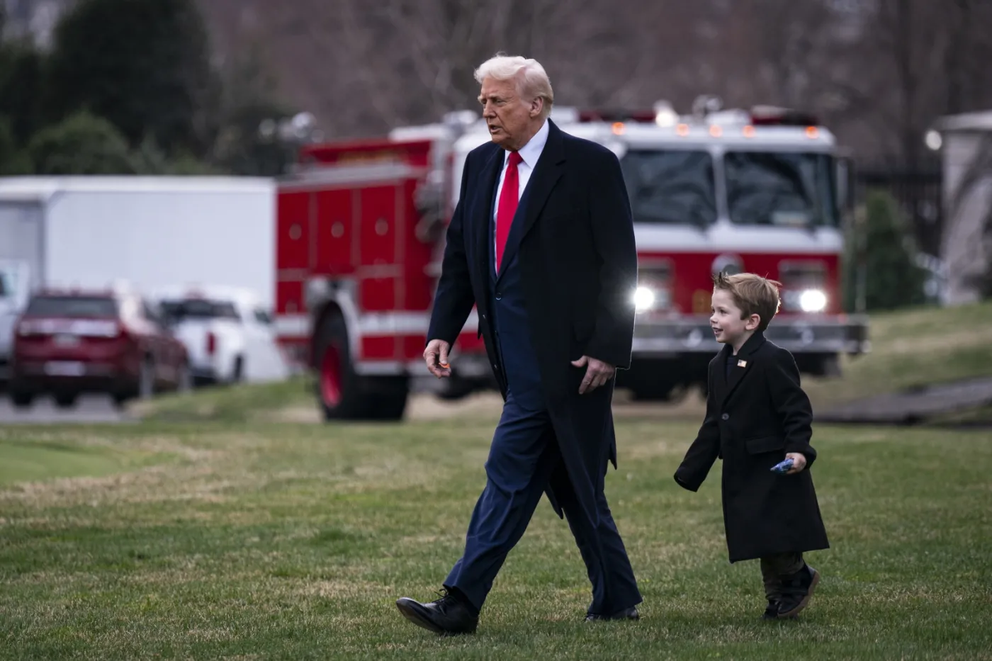 Trump zapowiada rozmowę z Putinem. "Zobaczymy, czy możemy zakończyć tę wojnę"