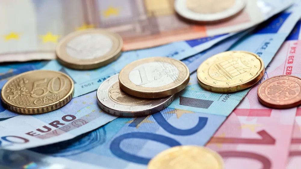 Zasiłek dla bezrobotnych otrzymany za granicą. Czy trzeba rozliczyć go w PIT?