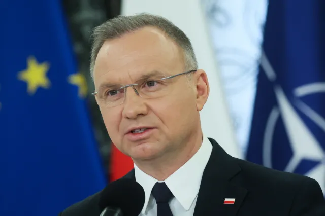 Związki zawodowe sprzeciwiają się obniżce składki zdrowotnej. Prezydent rozważy ich opinię