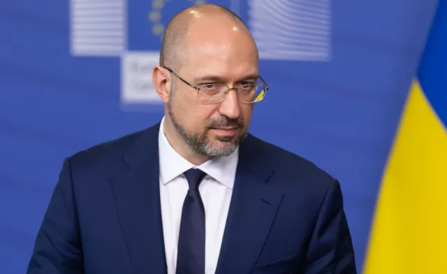 Szmyhal: UE przekaże około 1,9 mld euro z rosyjskich aktywów na broń dla Ukrainy