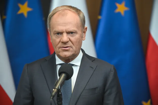 Pożar na Marywilskiej. Tusk: To był efekt podpalenia na zlecenie rosyjskich służb