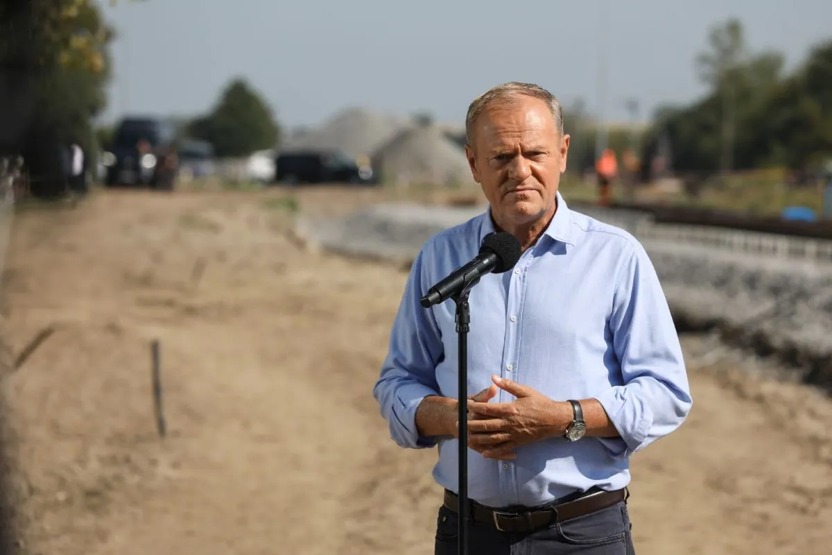 Tusk: Polska odpowie zdecydowanie na prowokacje. Wojsko zareaguje natychmiast