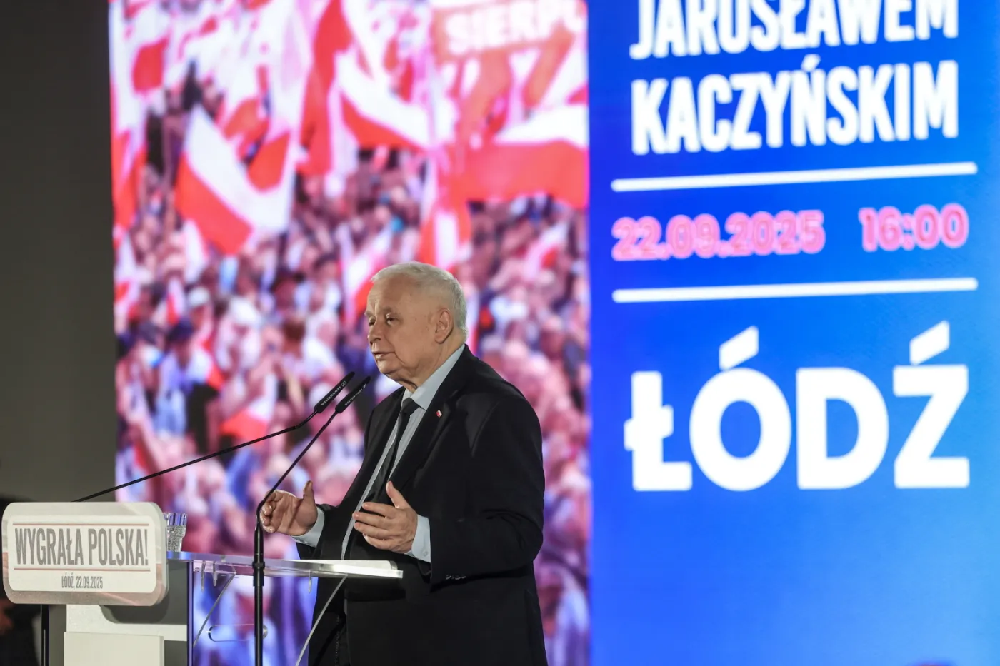 Nowa konstytucja według Kaczyńskiego. "Ma chronić Polskę przed oszustami w polityce"