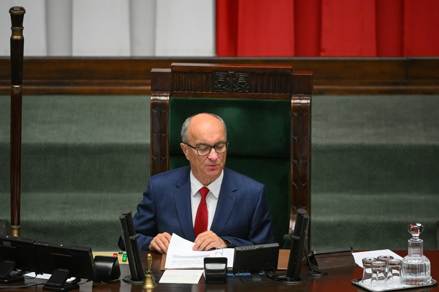 Wróbel: Różne uzależnienia polityczne