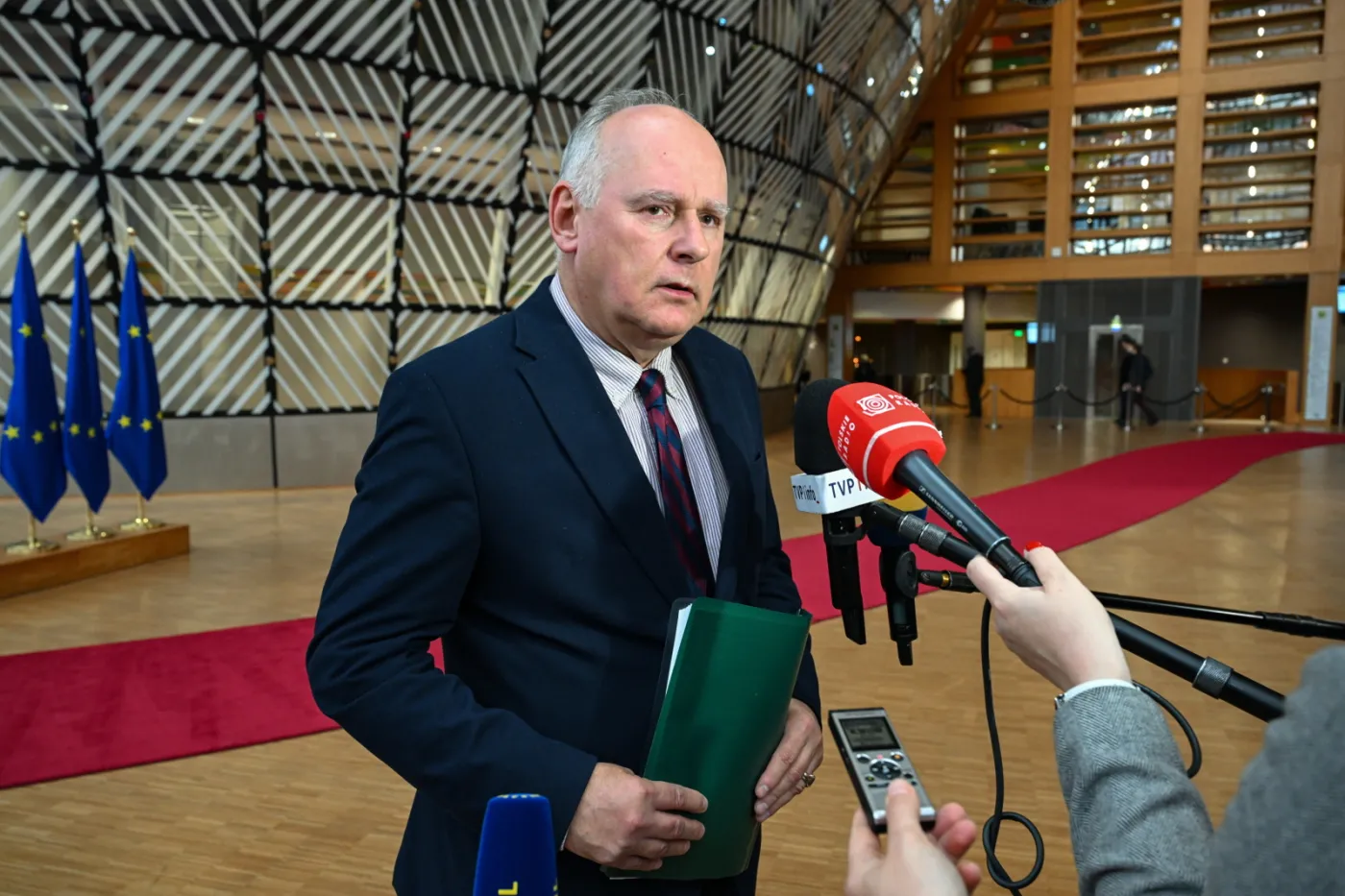 Co dalej z pożyczką reparacyjną dla Ukrainy? Polska za użyciem zamrożonych aktywów Rosji