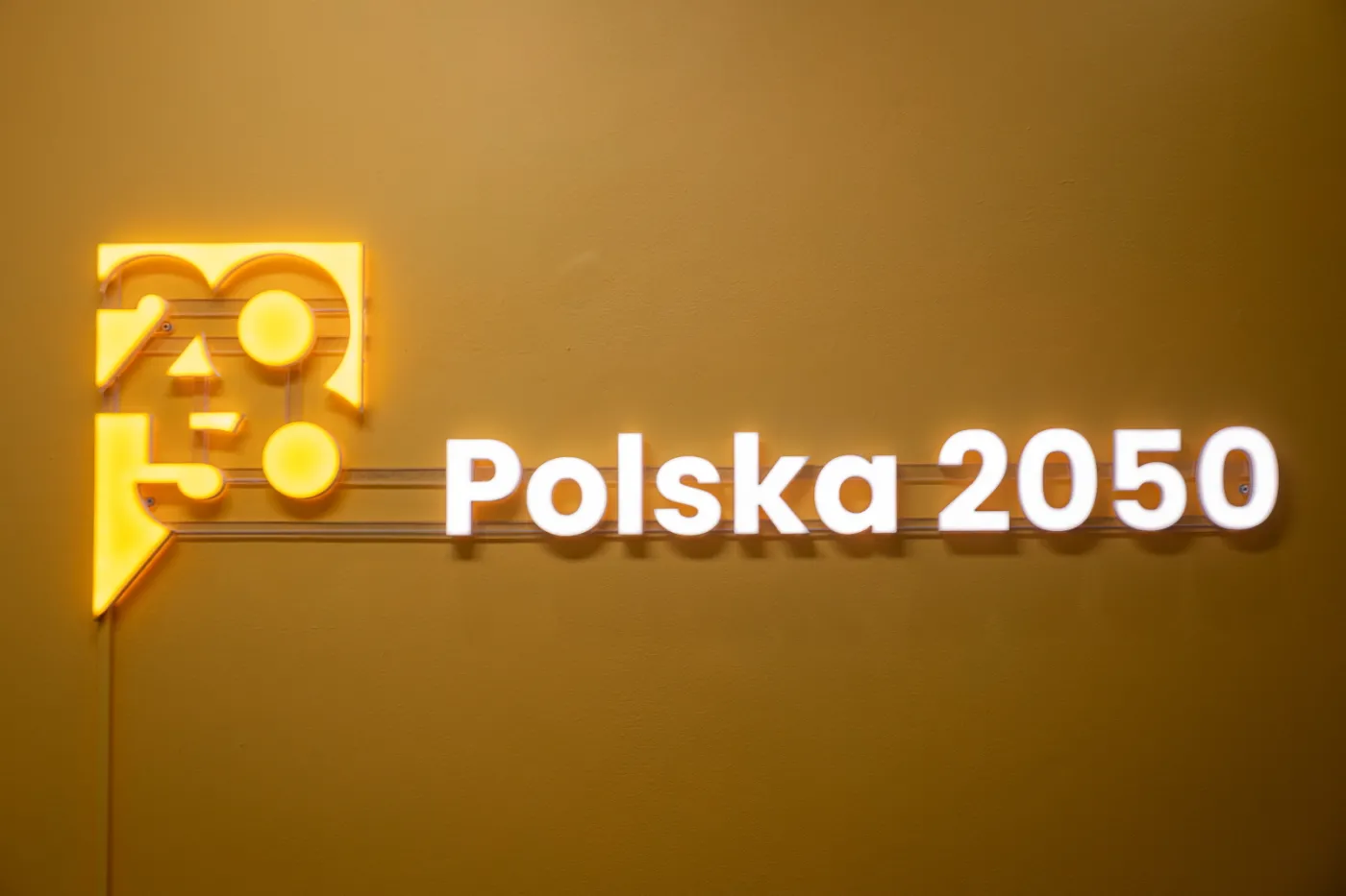 Podejrzenie ingerencji zewnętrznej w wybory w Polsce 2050. Partia zwróci się do ABW