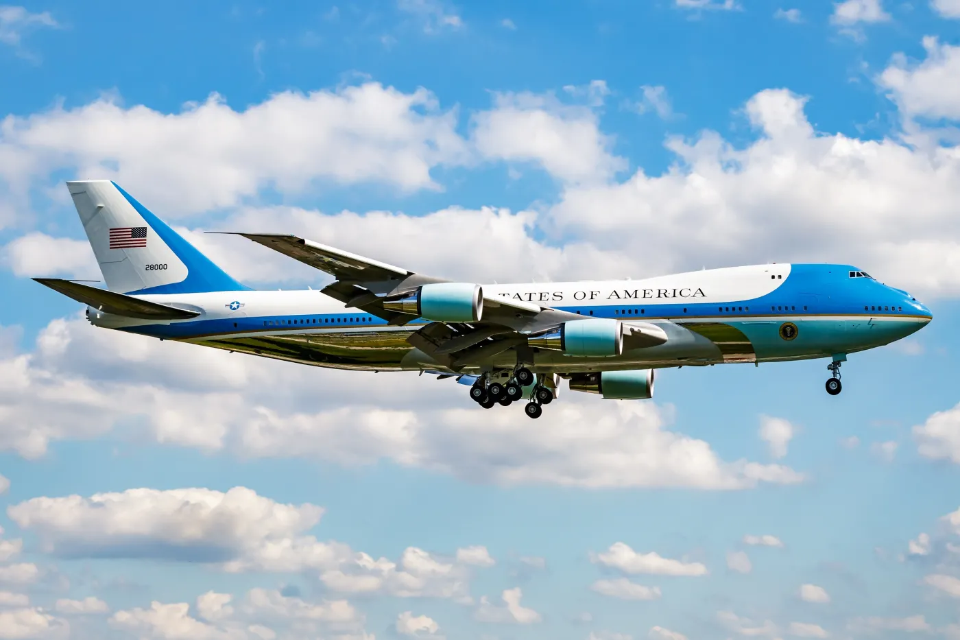 Nawrocki i Trump dziś w Davos. Air Force One zawrócił po starcie
